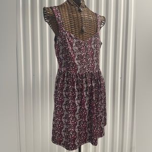 Pink ditsy floral sun dress with pockets! 🌸 Be Bop size XL ✈️ perfect for vacay